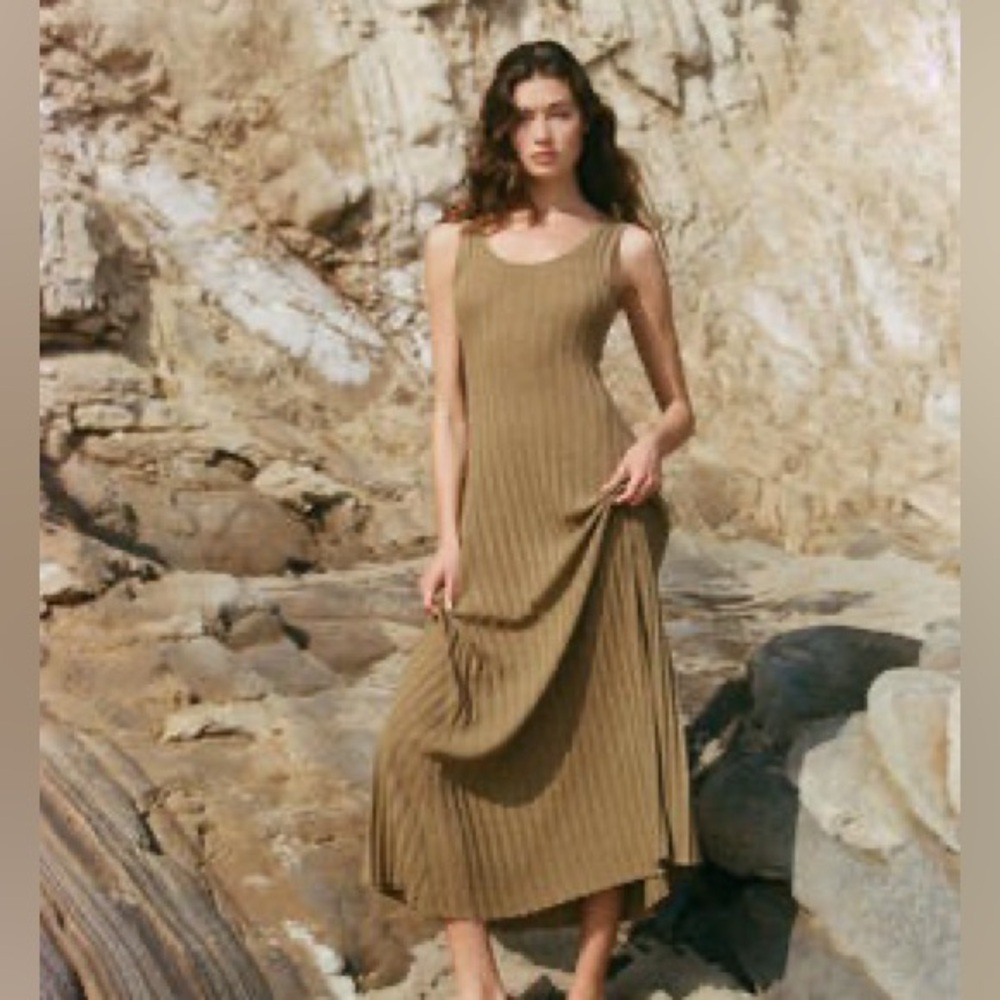 A.ren Amber Maxi Dress